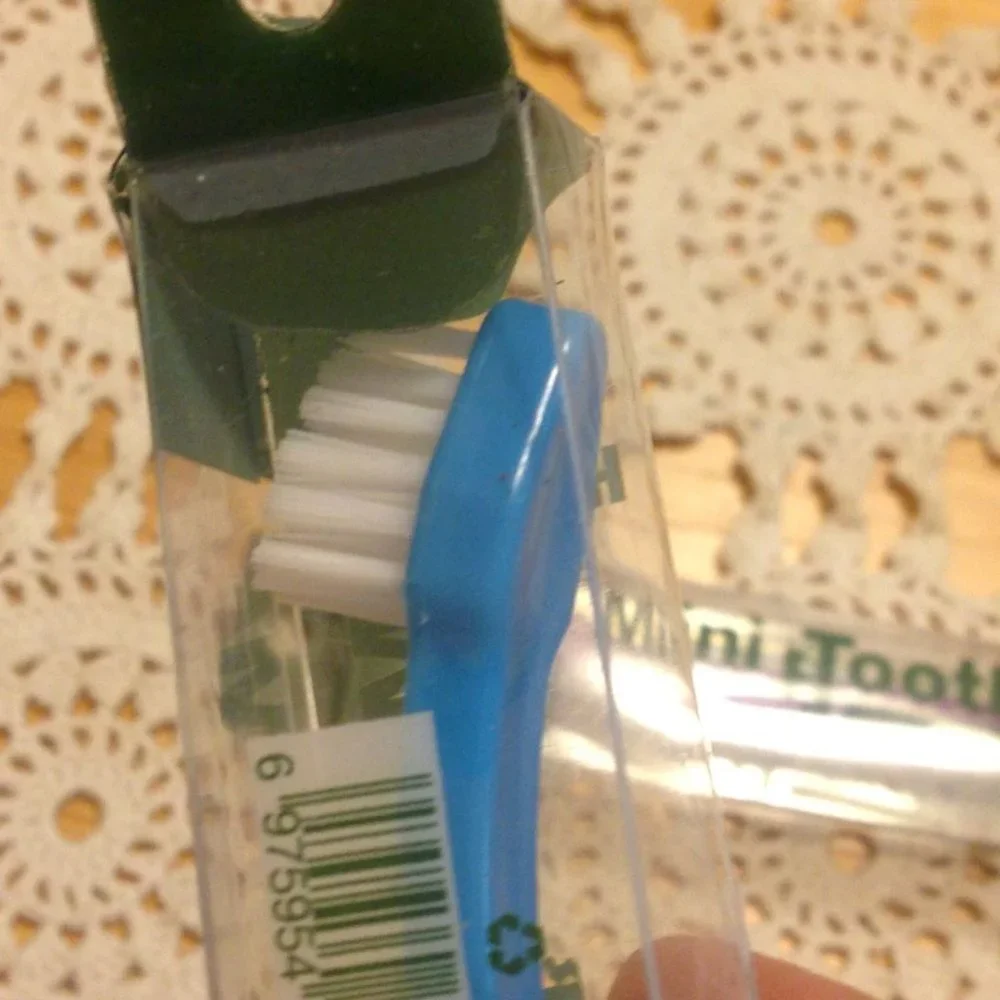 Doggie Toothbrushes, new to clean pet teeth